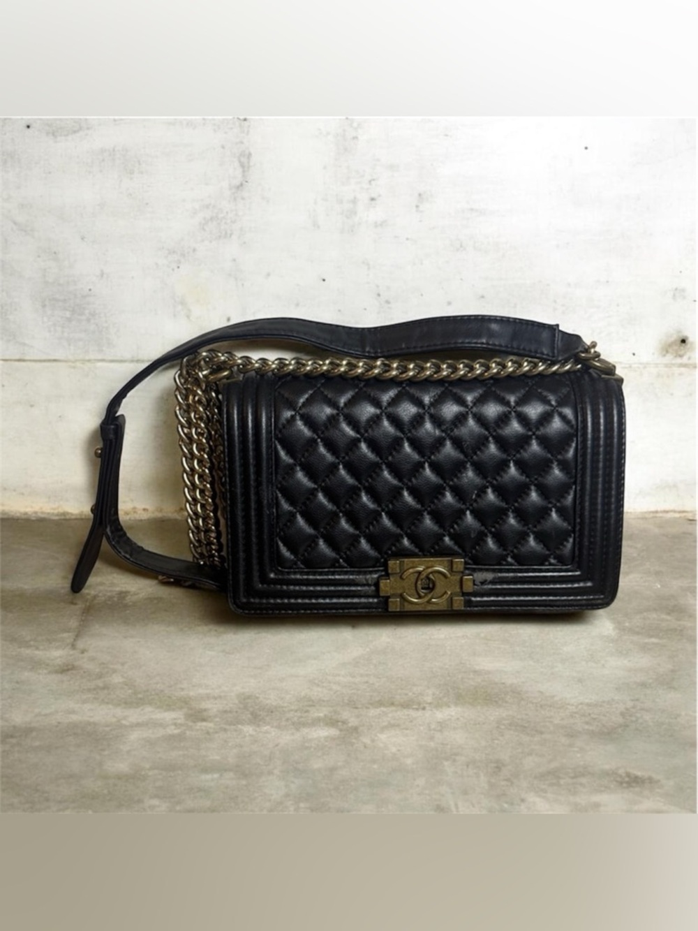 Black Quilted Leather Chain Flap Crossbody Gold Hardware Luxe Boutique